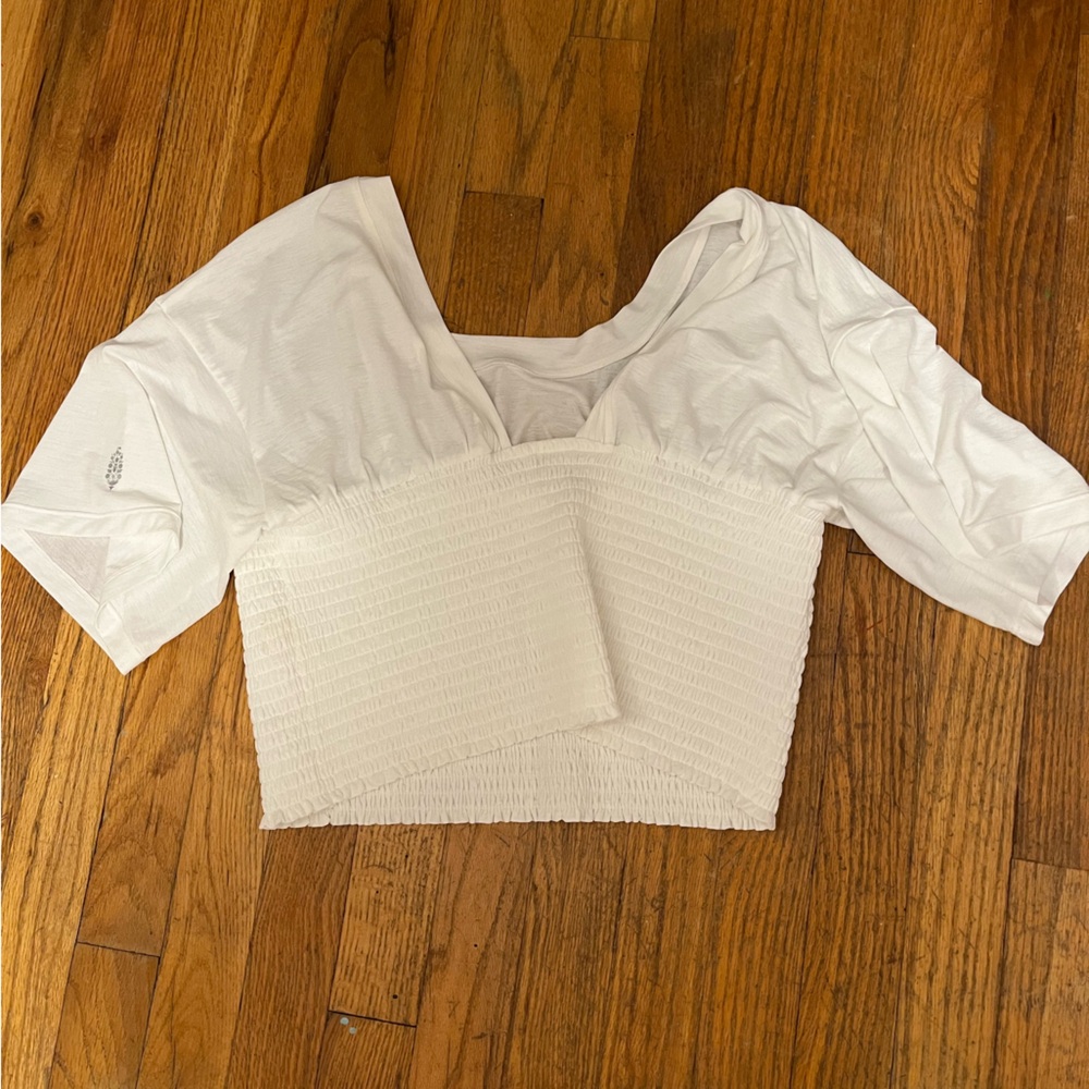 Free people white top NWT🤍